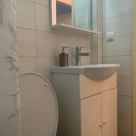 Central 59 Apartment